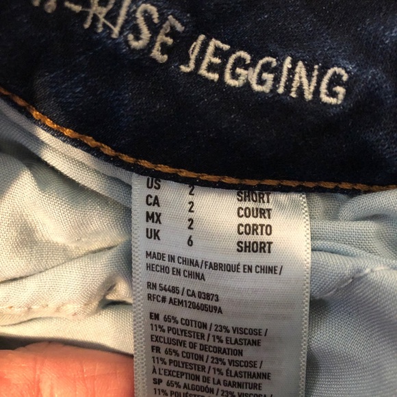 American Eagle High Rise Jegging 2 Short - Picture 4 of 4